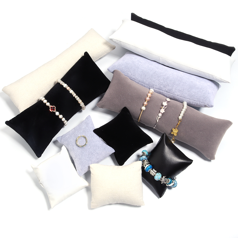 1Pc PU Leather Velvet Jewelry  - مراجعة Ring Bearer Pillow وسعره