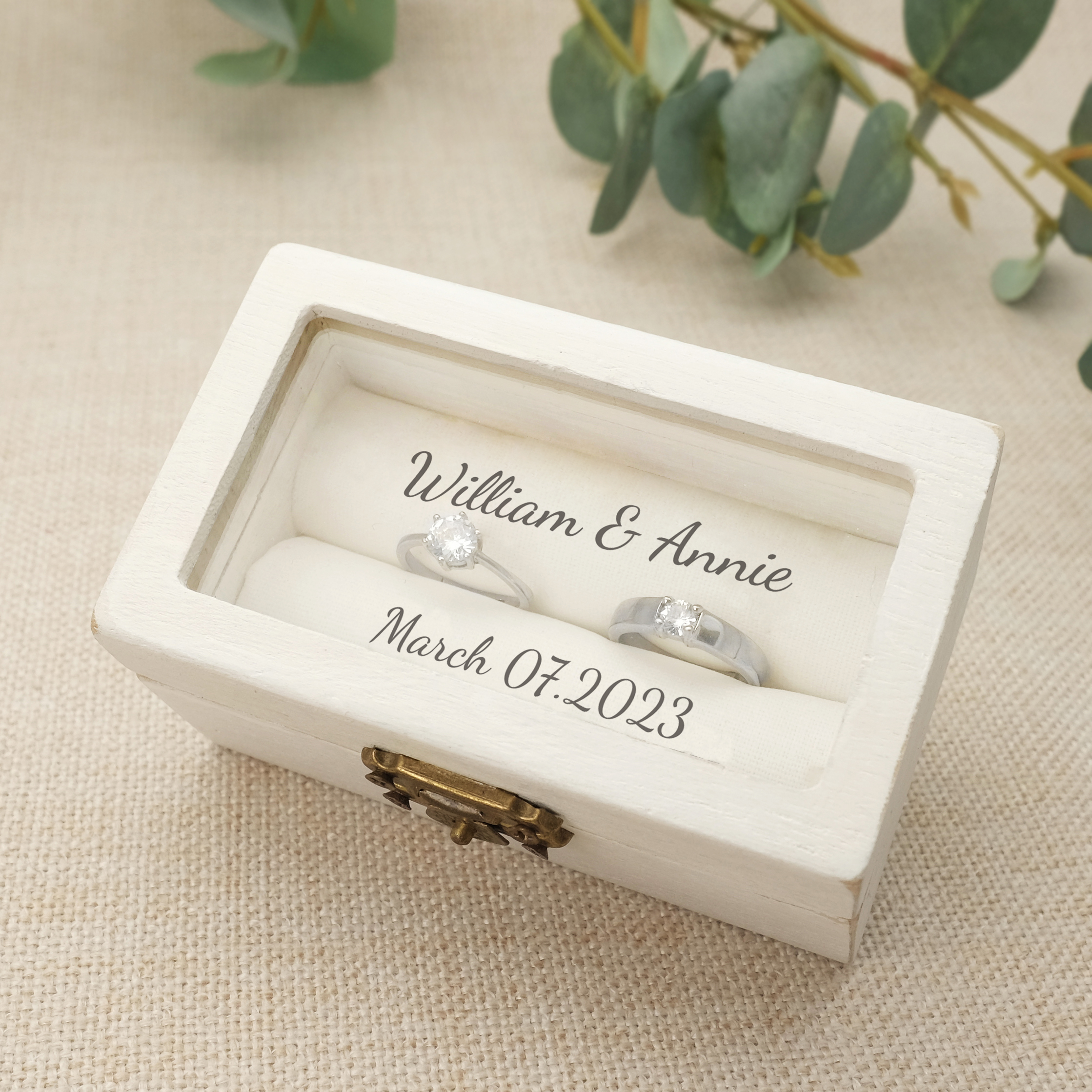 Personalised Wedding Ring Box, - مراجعة Ring Bearer Pillow وسعره