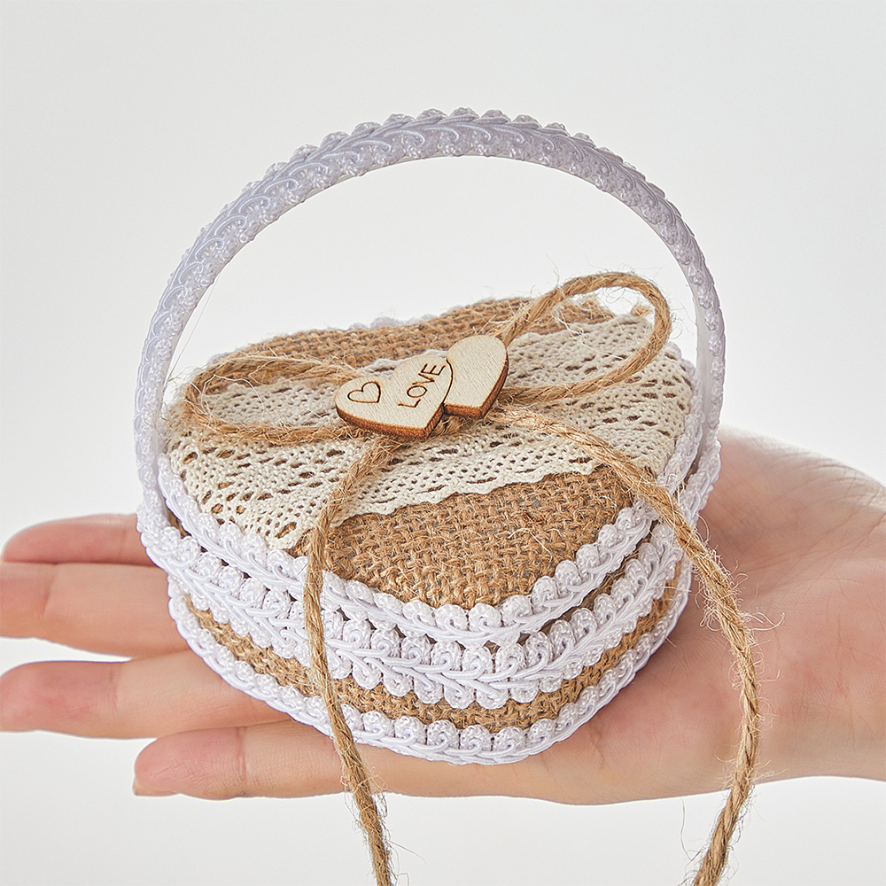Vintage Heart Shape Burlap Lac - مراجعة Ring Bearer Pillow وسعره