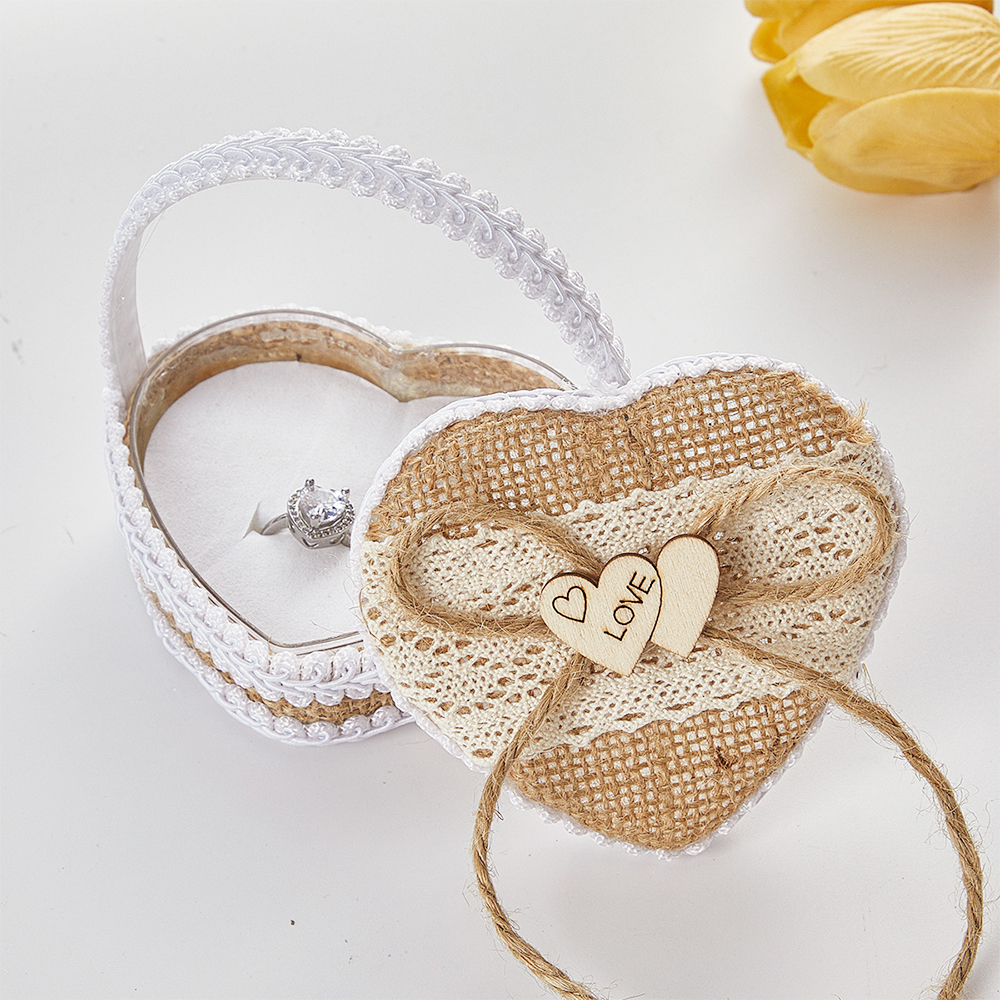 Vintage Heart Shape Burlap Lac - مراجعة Ring Bearer Pillow وسعره