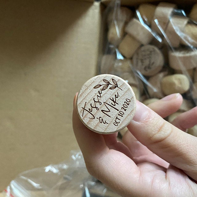 Customized Wood Wine Stopper W - مراجعة Wedding Supply List وسعره